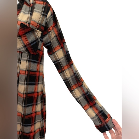 Passport Plaid Button-Up Pajama Shirt size medium - Picture 2 of 5